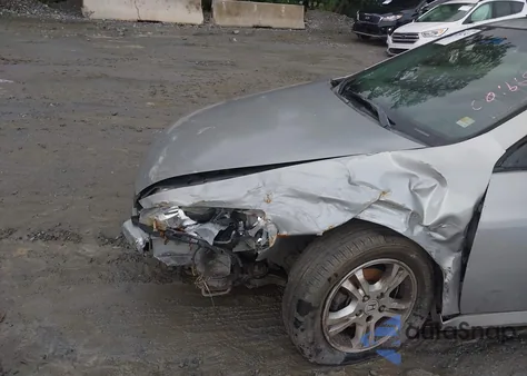 2006 Honda Accord 2.4 Ex z USA, uszkodzony, nr VIN 1HGCM72756A001668